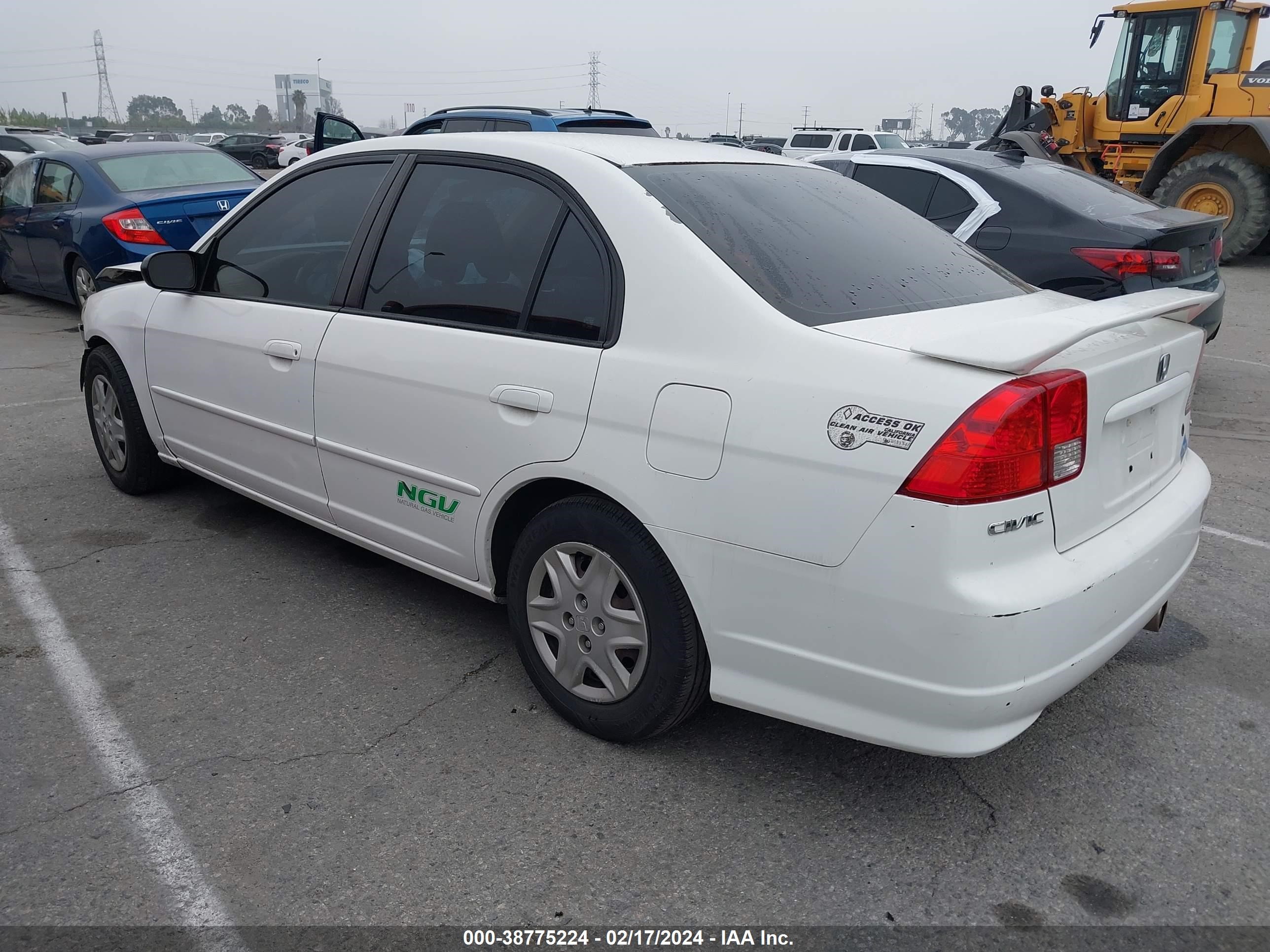 Photo 2 VIN: 1HGEN26504L000592 - HONDA CIVIC 