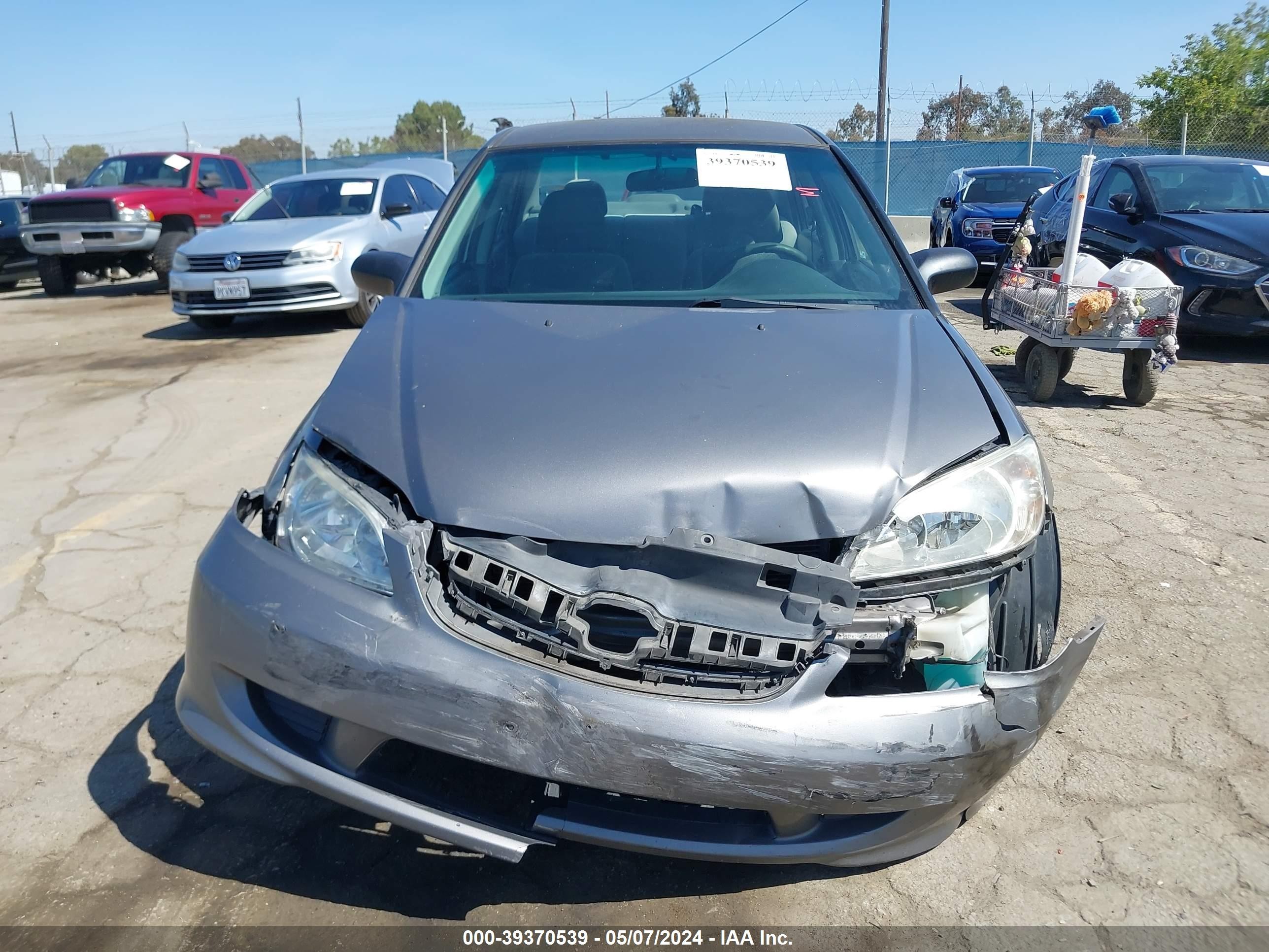 Photo 11 VIN: 1HGES16305L023969 - HONDA CIVIC 