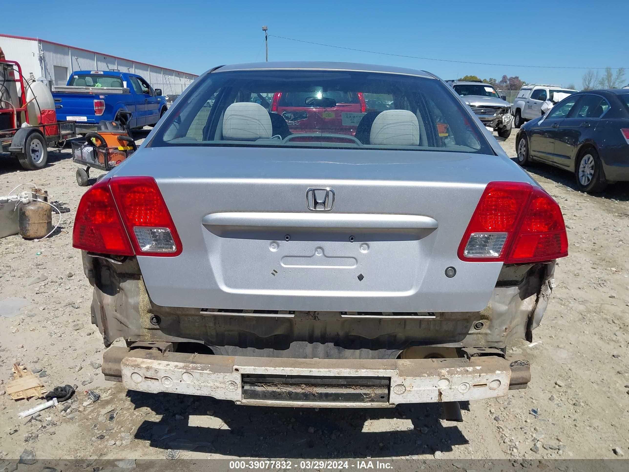 Photo 5 VIN: 1HGES16325L001018 - HONDA CIVIC 