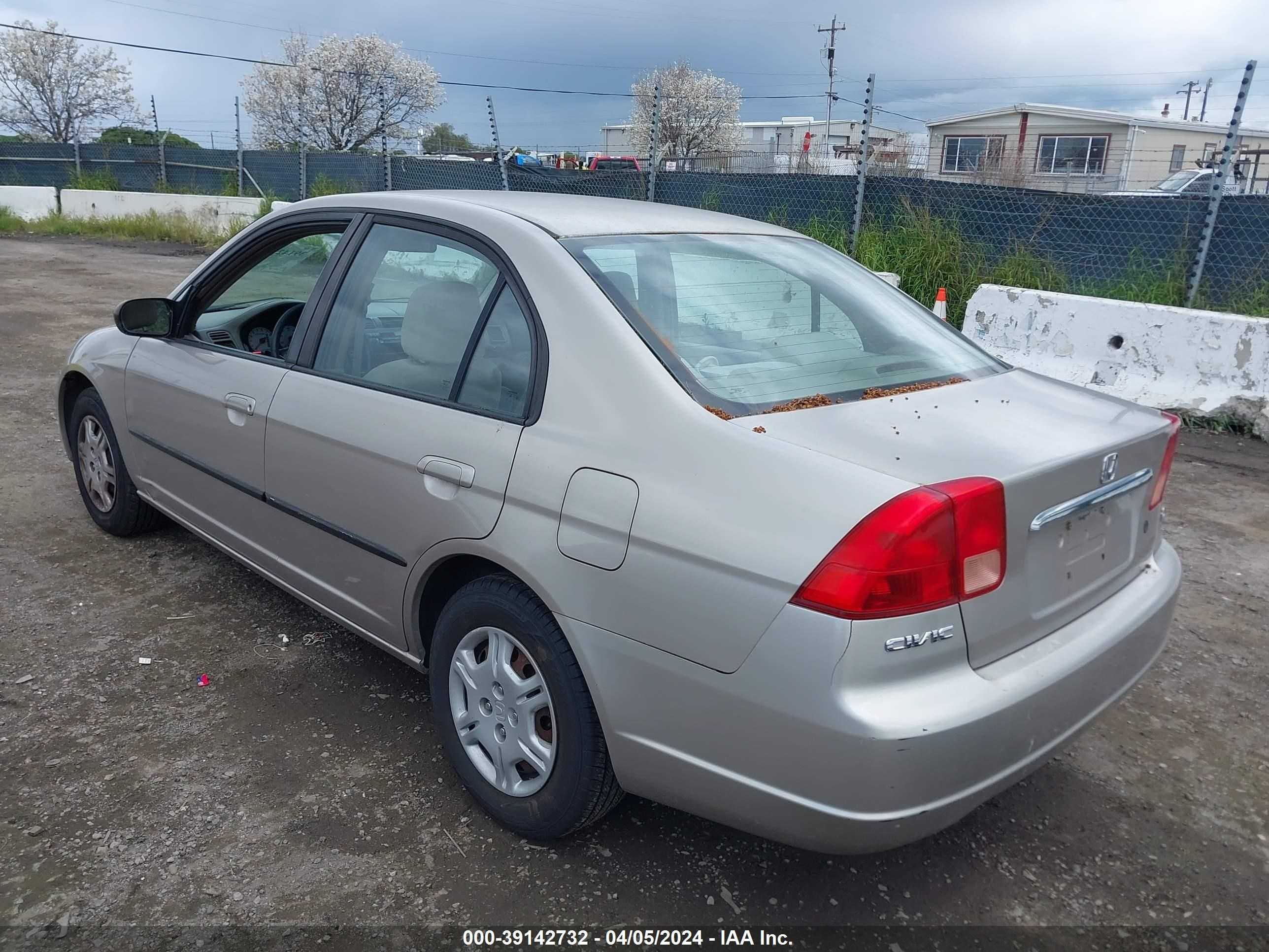 Photo 2 VIN: 1HGES16522L068084 - HONDA CIVIC 