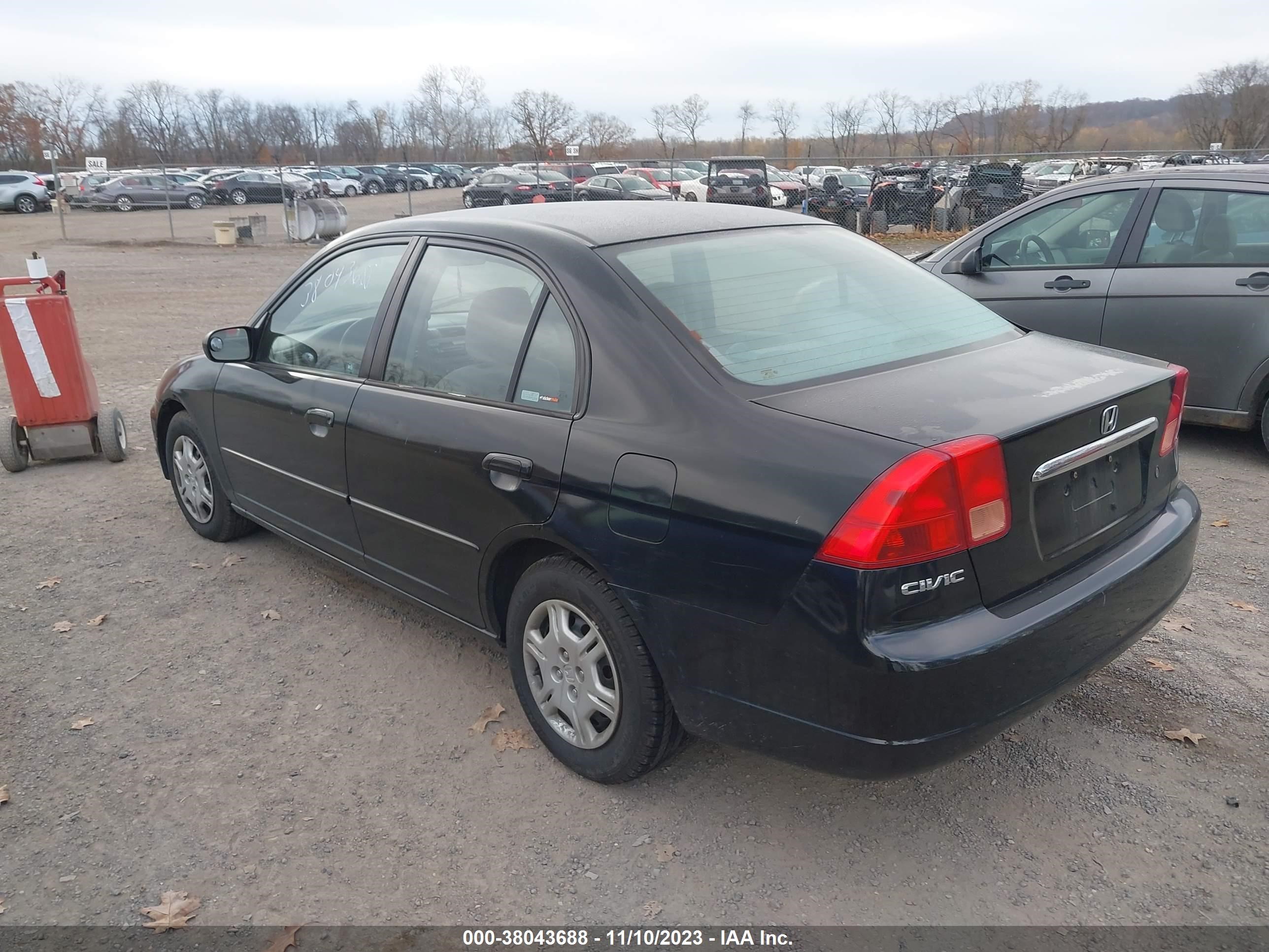 Photo 2 VIN: 1HGES165X2L057351 - HONDA CIVIC 