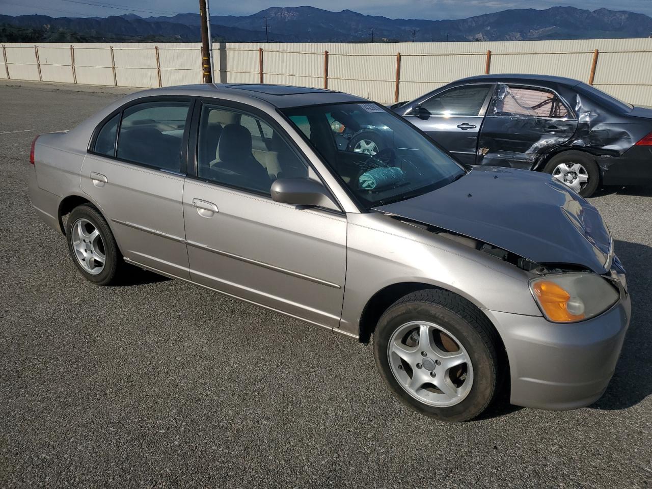 Photo 3 VIN: 1HGES25701L003449 - HONDA CIVIC 