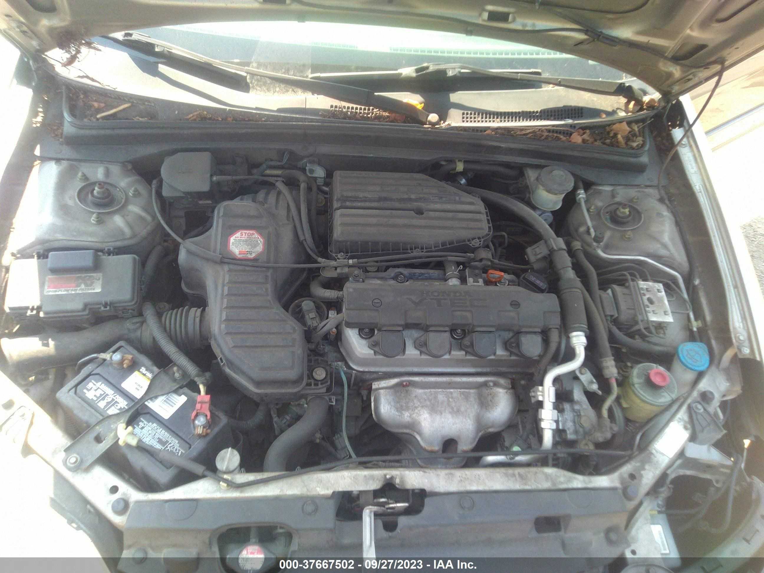 Photo 9 VIN: 1HGES26703L027686 - HONDA CIVIC 