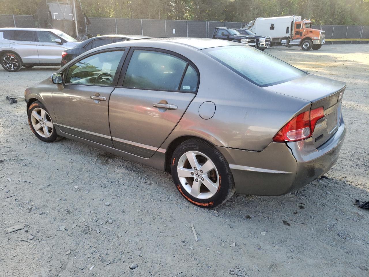 Photo 1 VIN: 1HGFA15887L107786 - HONDA CIVIC 