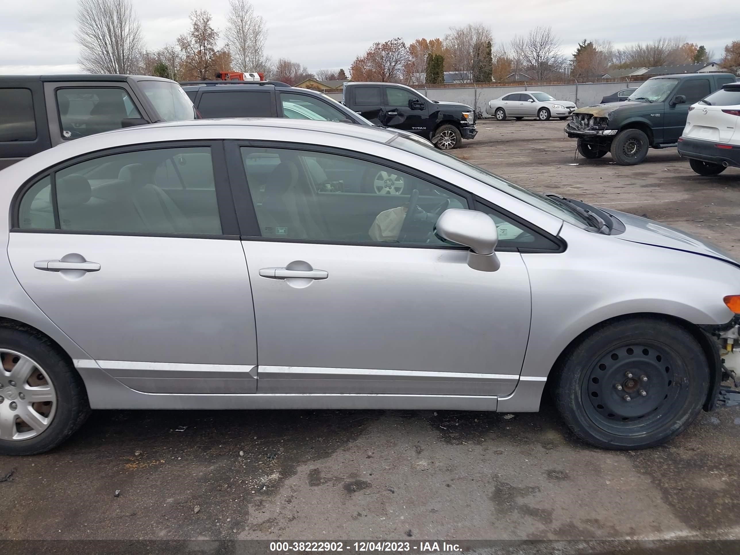 Photo 12 VIN: 1HGFA16516L031928 - HONDA CIVIC 