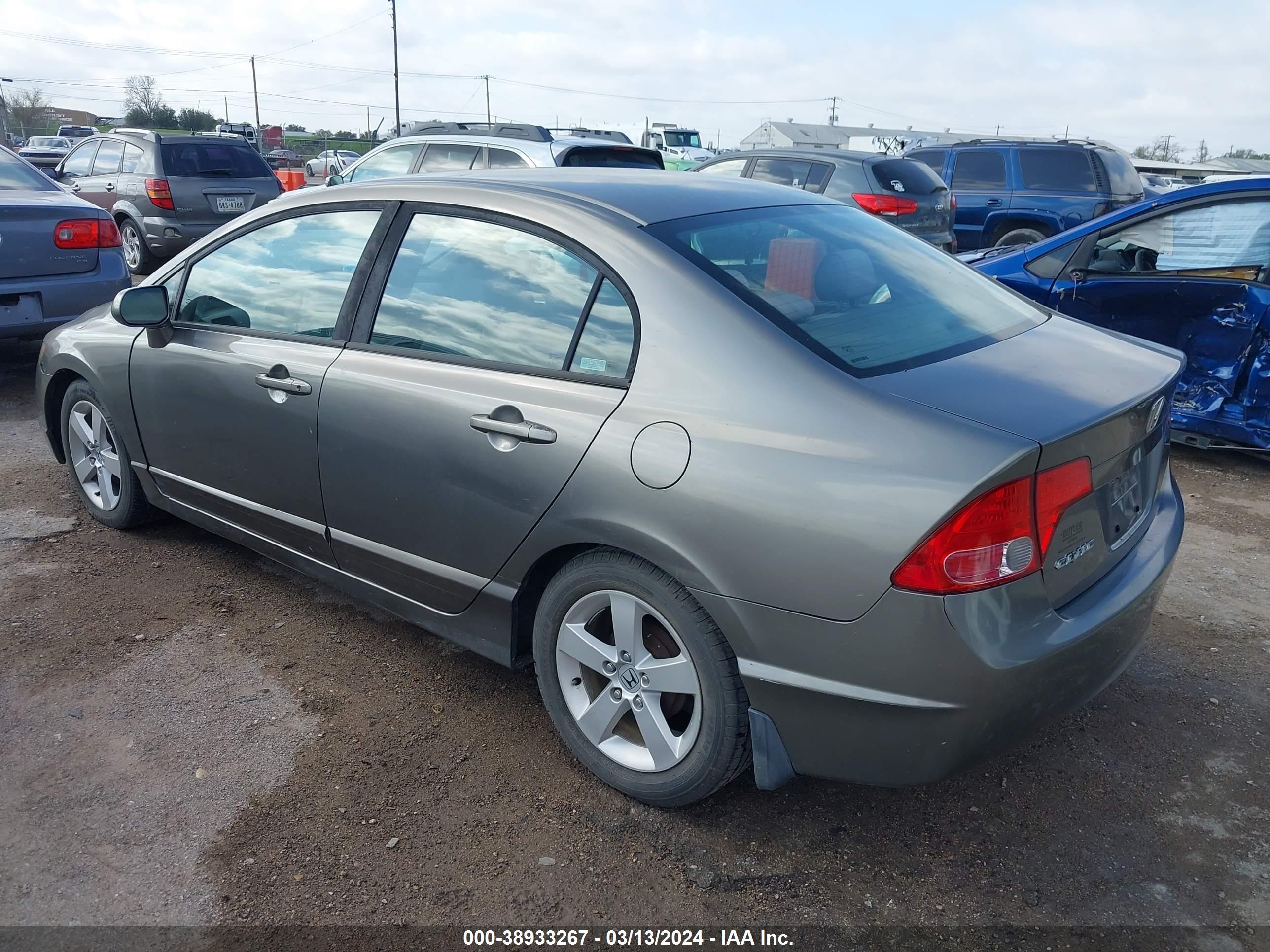 Photo 2 VIN: 1HGFA16526L015673 - HONDA CIVIC 