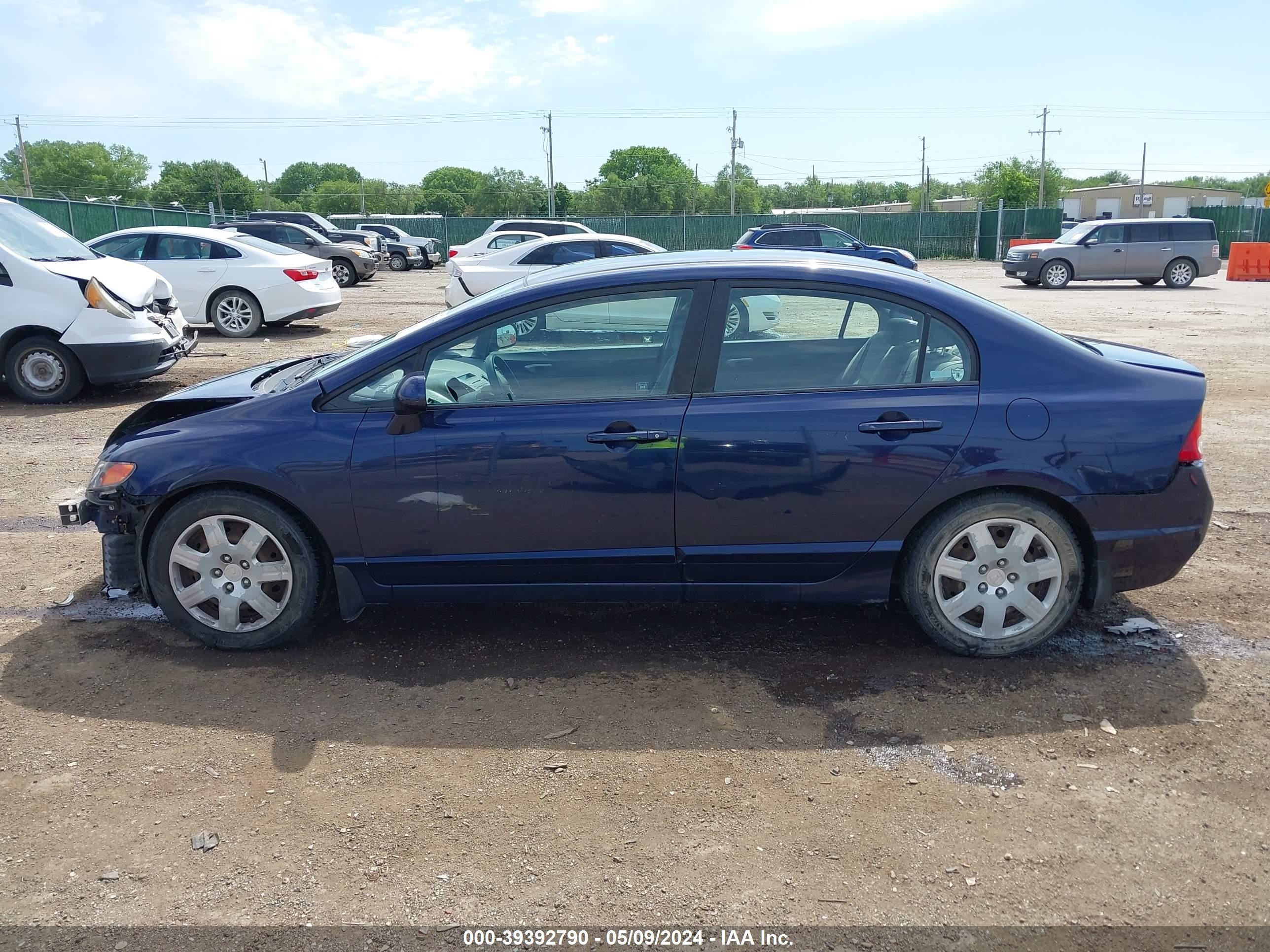 Photo 14 VIN: 1HGFA16568L041437 - HONDA CIVIC 