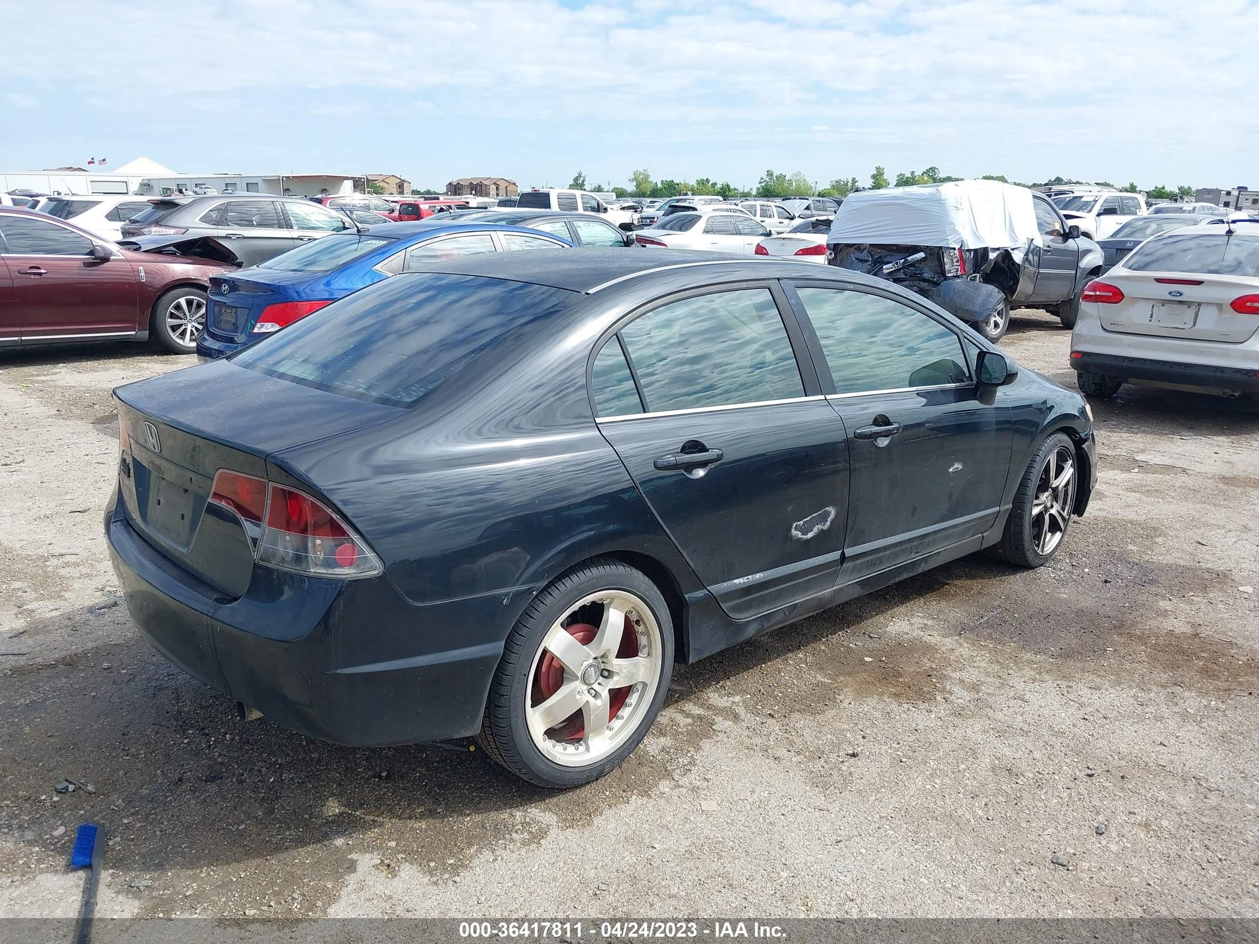 Photo 3 VIN: 1HGFA16576L025776 - HONDA CIVIC 