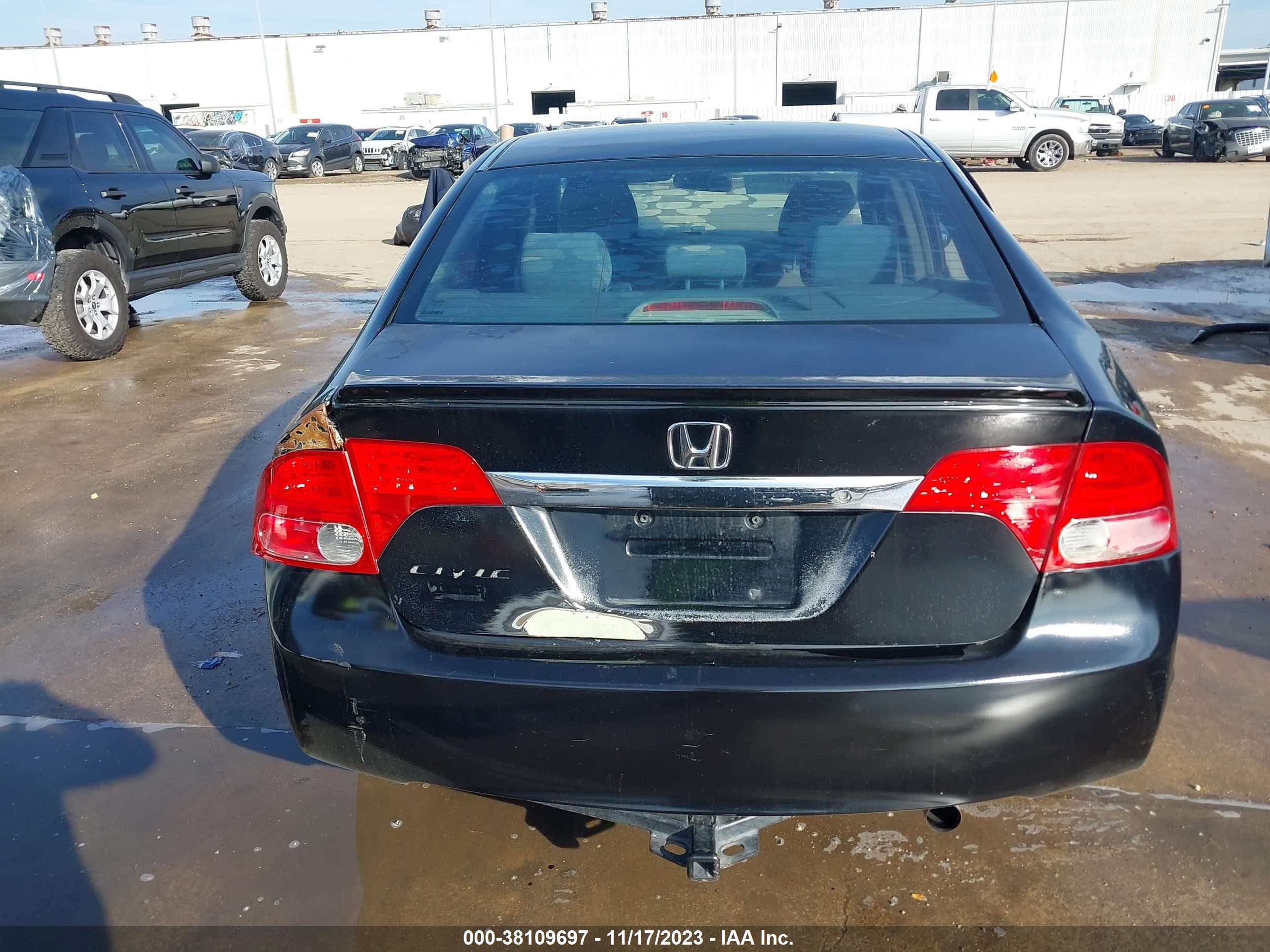 Photo 15 VIN: 1HGFA16577L071920 - HONDA CIVIC 