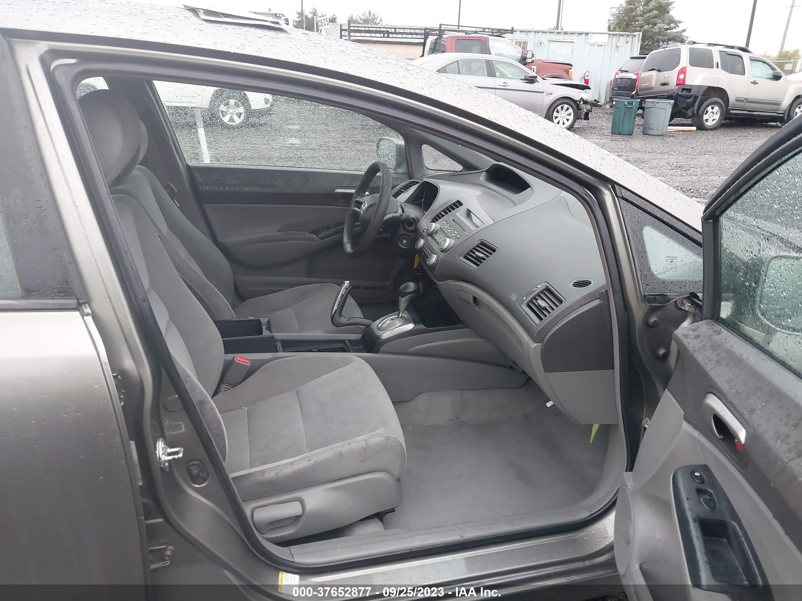 Photo 4 VIN: 1HGFA16586L123506 - HONDA CIVIC 