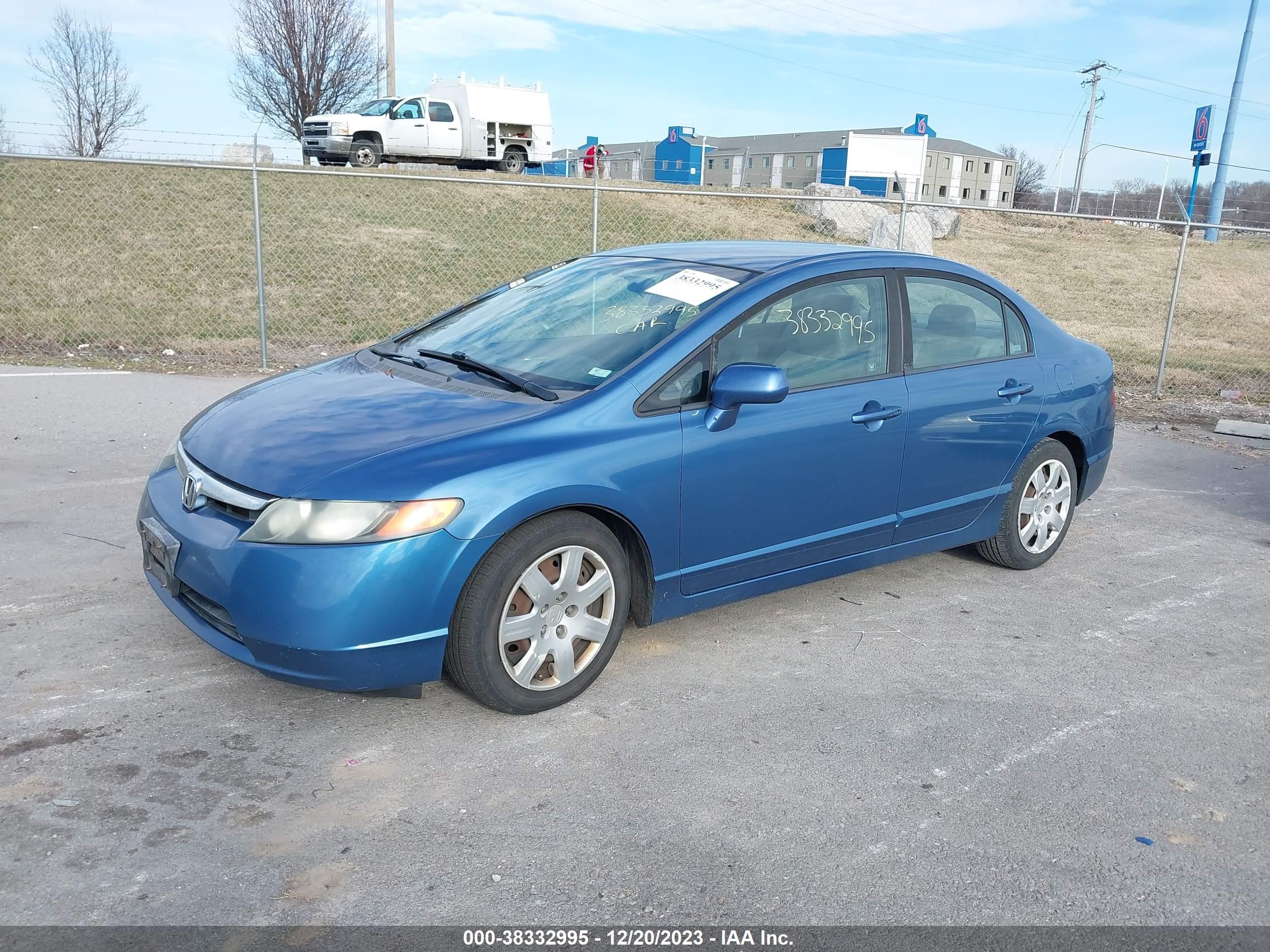 Photo 1 VIN: 1HGFA16588L010657 - HONDA CIVIC 