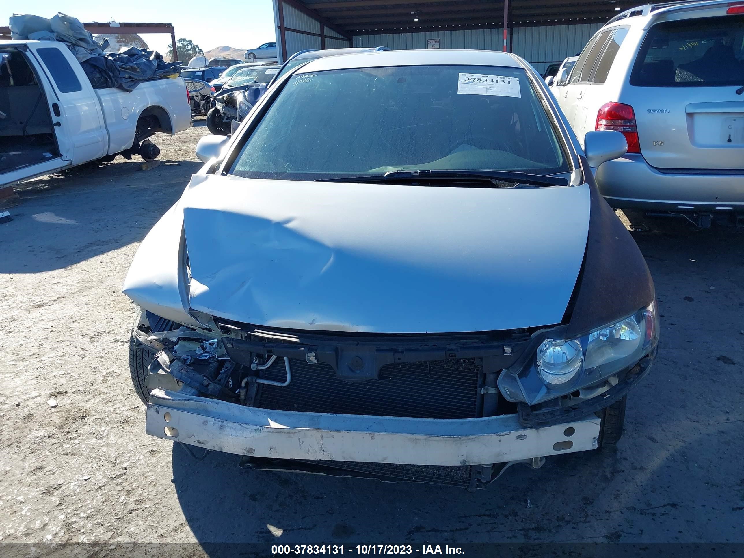 Photo 12 VIN: 1HGFA165X7L097850 - HONDA CIVIC 