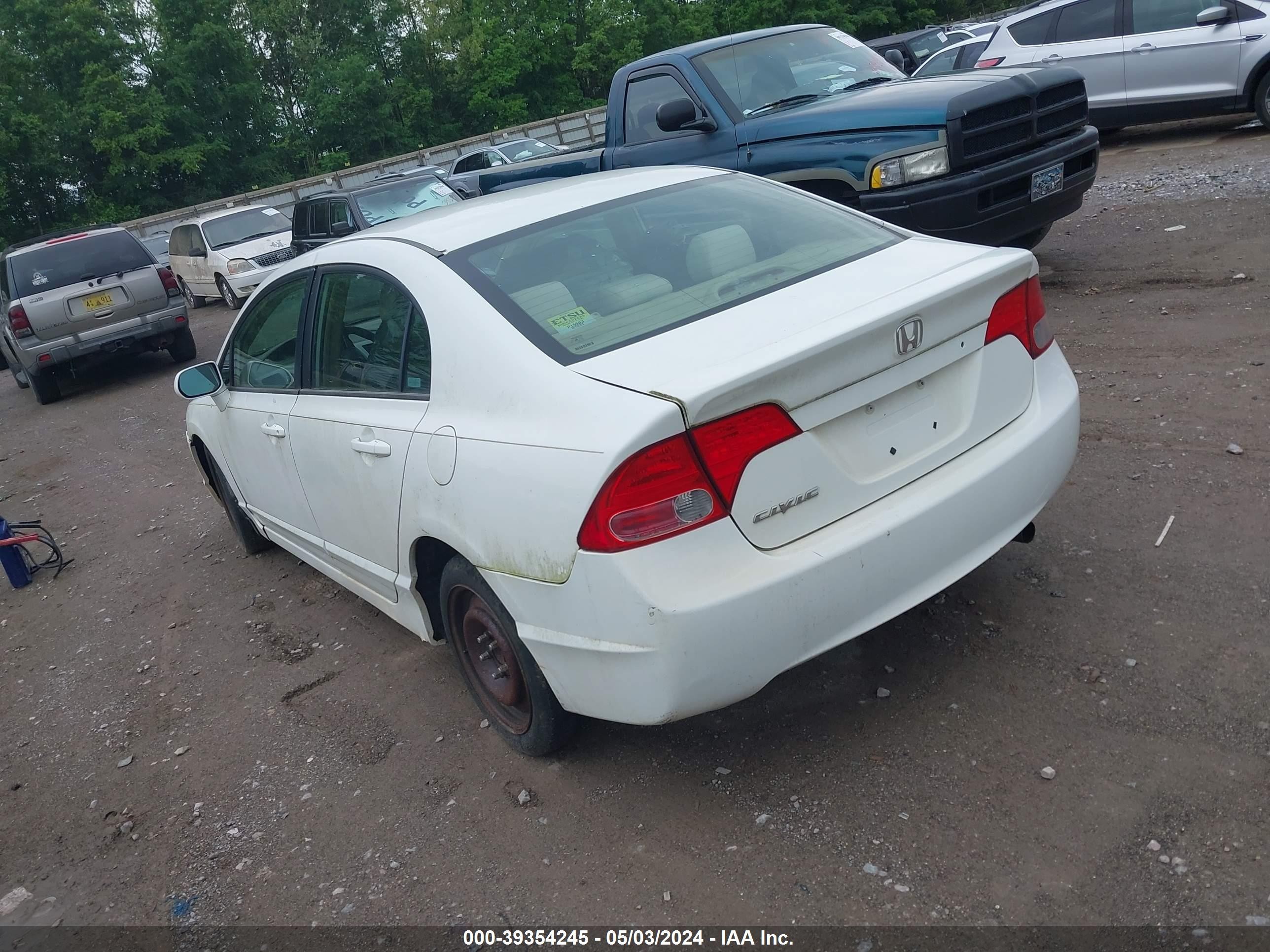 Photo 2 VIN: 1HGFA16836L102900 - HONDA CIVIC 