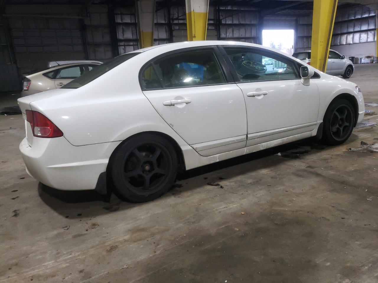 Photo 2 VIN: 1HGFA16837L140662 - HONDA CIVIC 