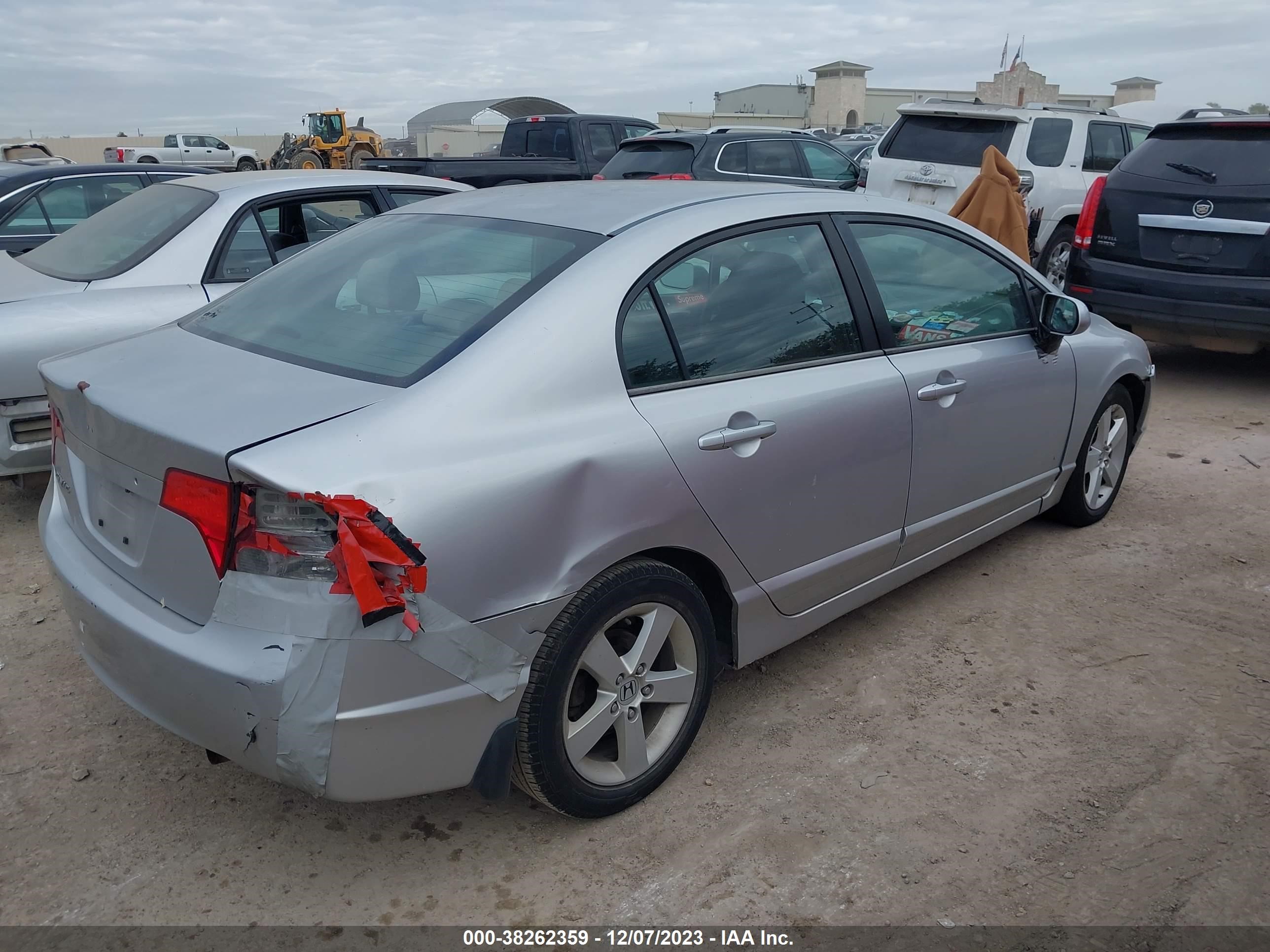 Photo 3 VIN: 1HGFA16856L123764 - HONDA CIVIC 