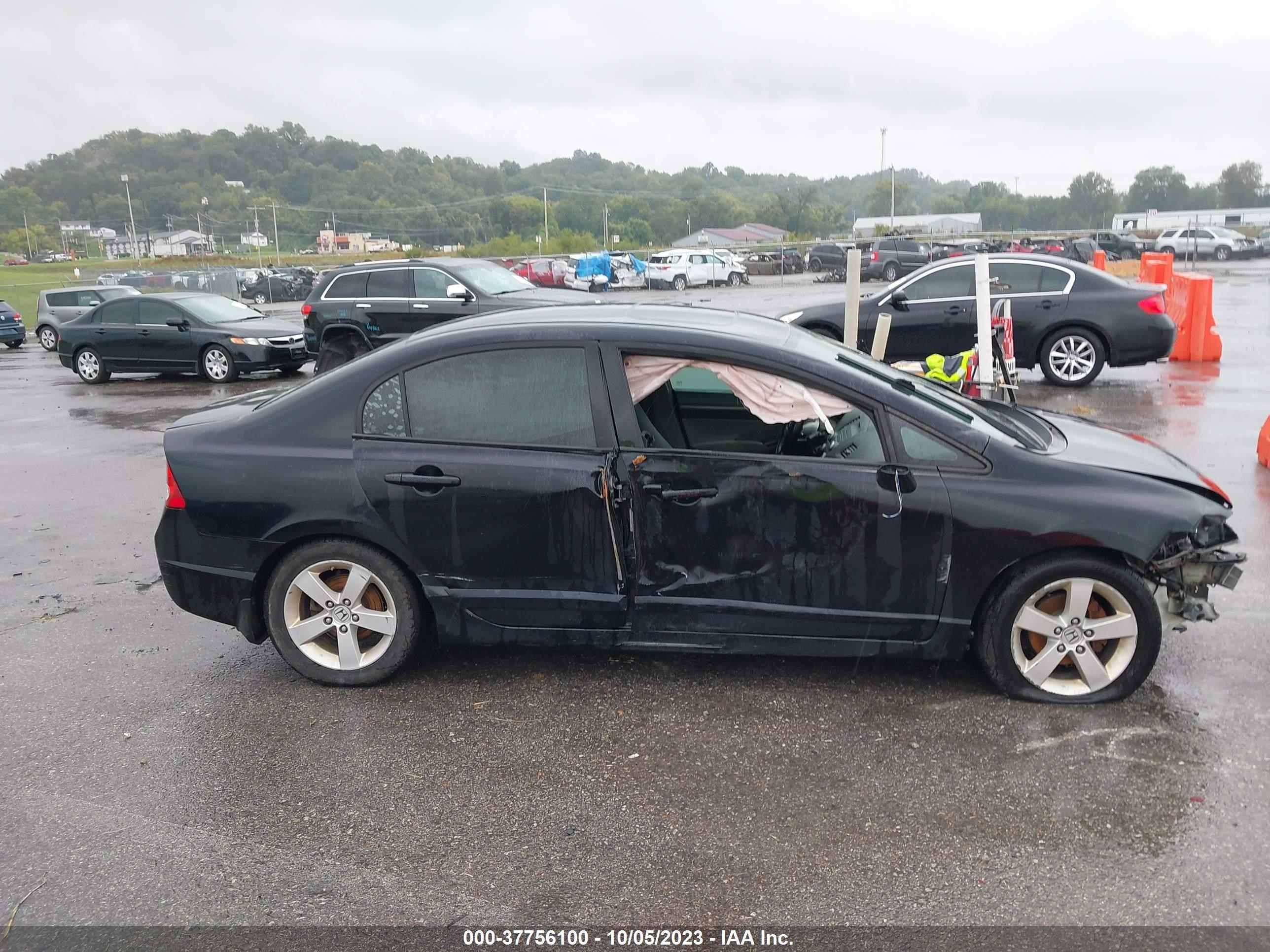 Photo 12 VIN: 1HGFA16858L069806 - HONDA CIVIC 