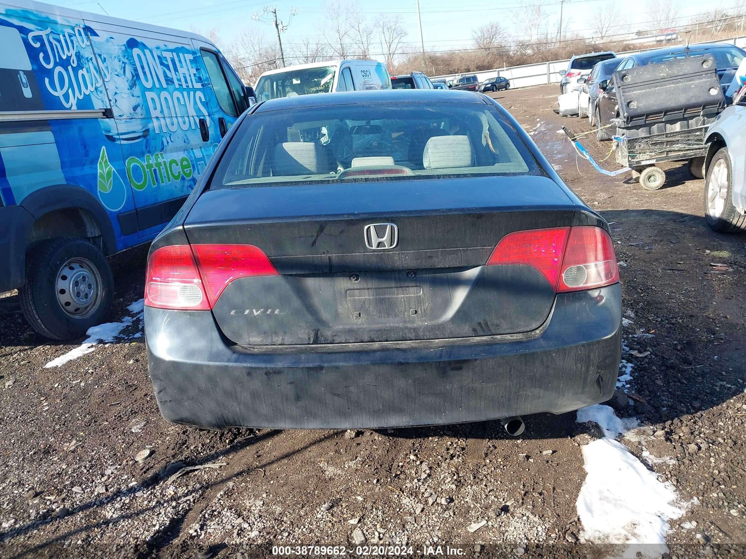 Photo 16 VIN: 1HGFA16868L000493 - HONDA CIVIC 