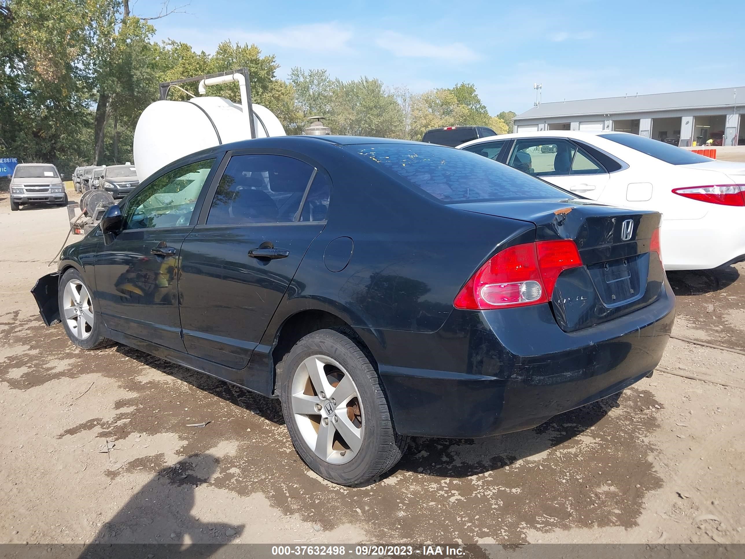 Photo 2 VIN: 1HGFA16877L142625 - HONDA CIVIC 