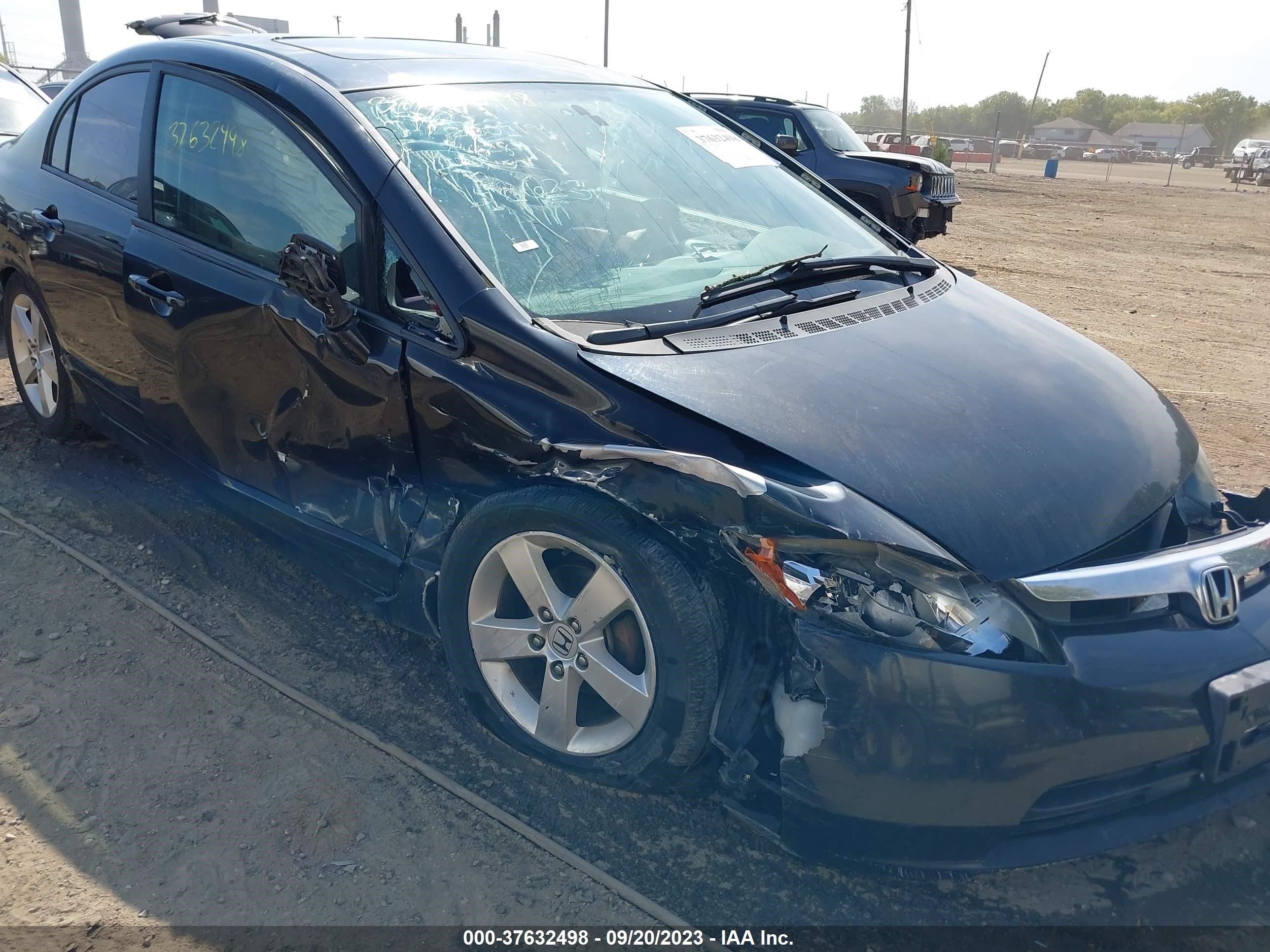 Photo 5 VIN: 1HGFA16877L142625 - HONDA CIVIC 