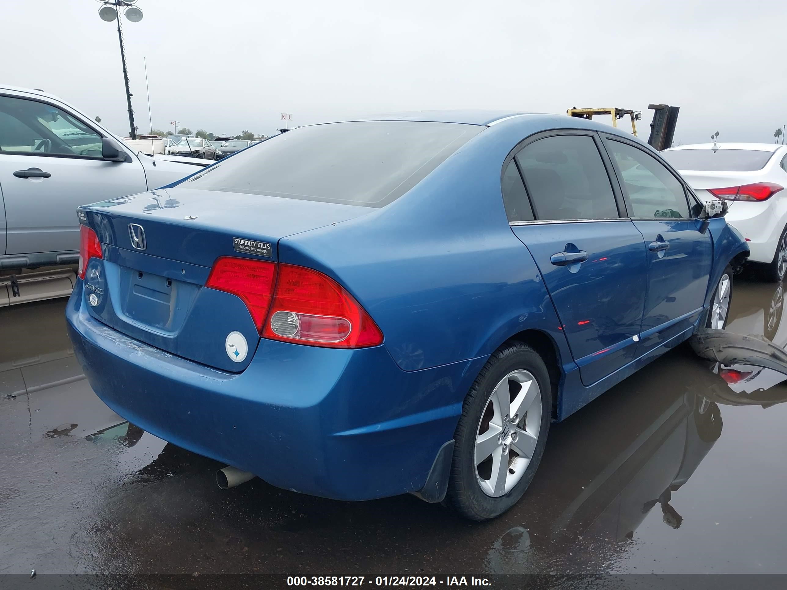 Photo 3 VIN: 1HGFA16886L105811 - HONDA CIVIC 