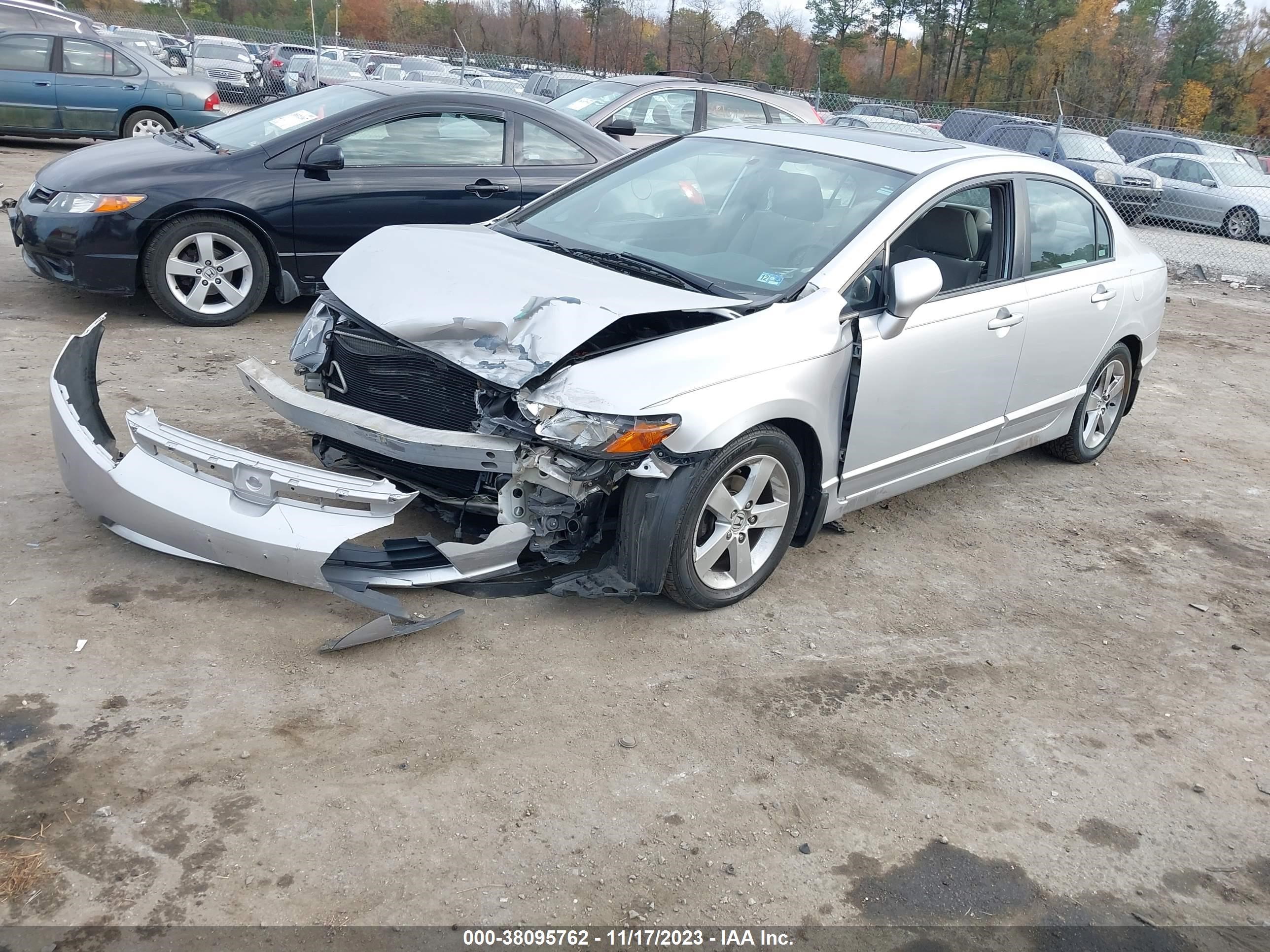 Photo 1 VIN: 1HGFA16887L111044 - HONDA CIVIC 