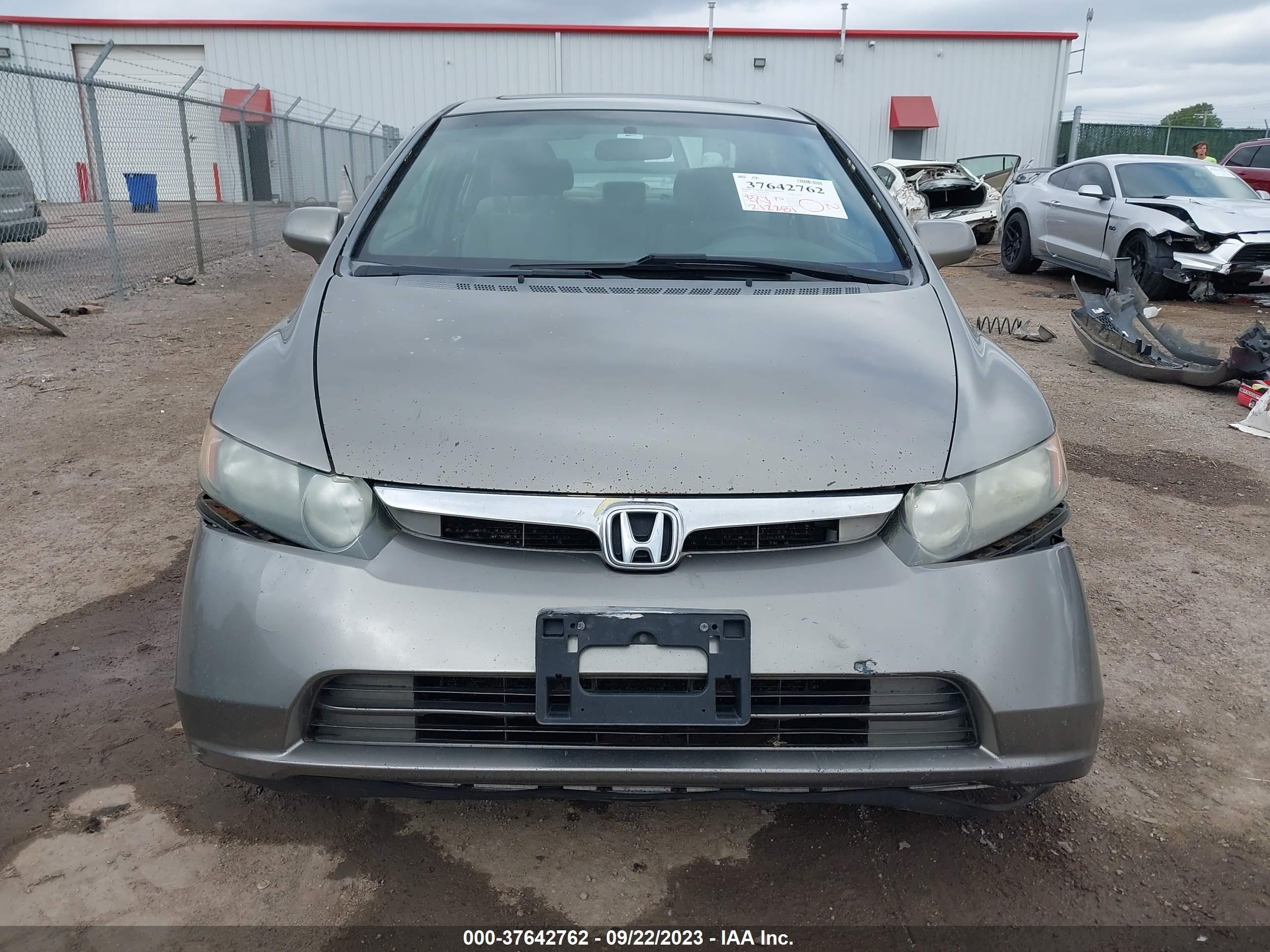 Photo 11 VIN: 1HGFA16887L128541 - HONDA CIVIC 