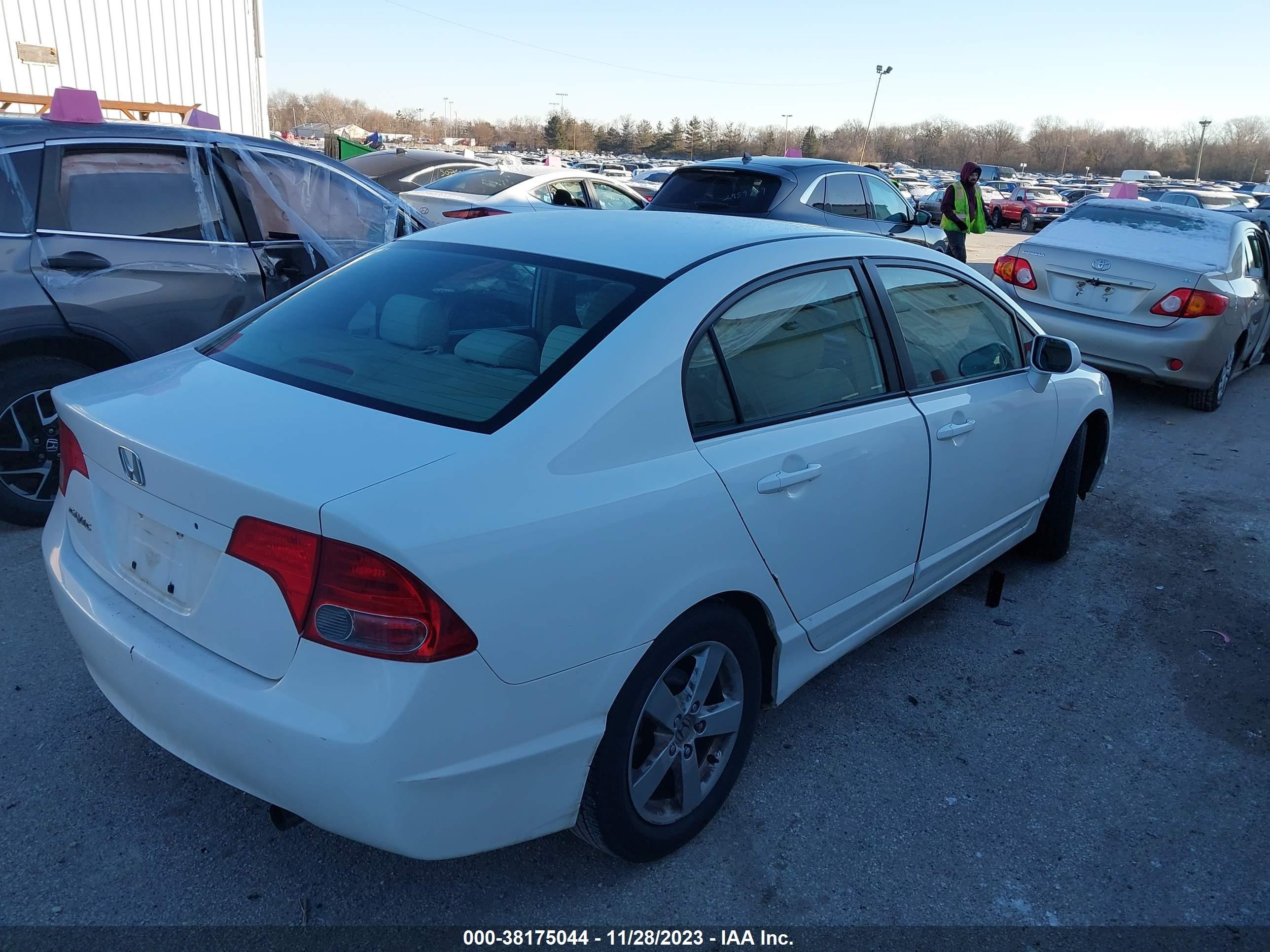 Photo 3 VIN: 1HGFA16896L039933 - HONDA CIVIC 