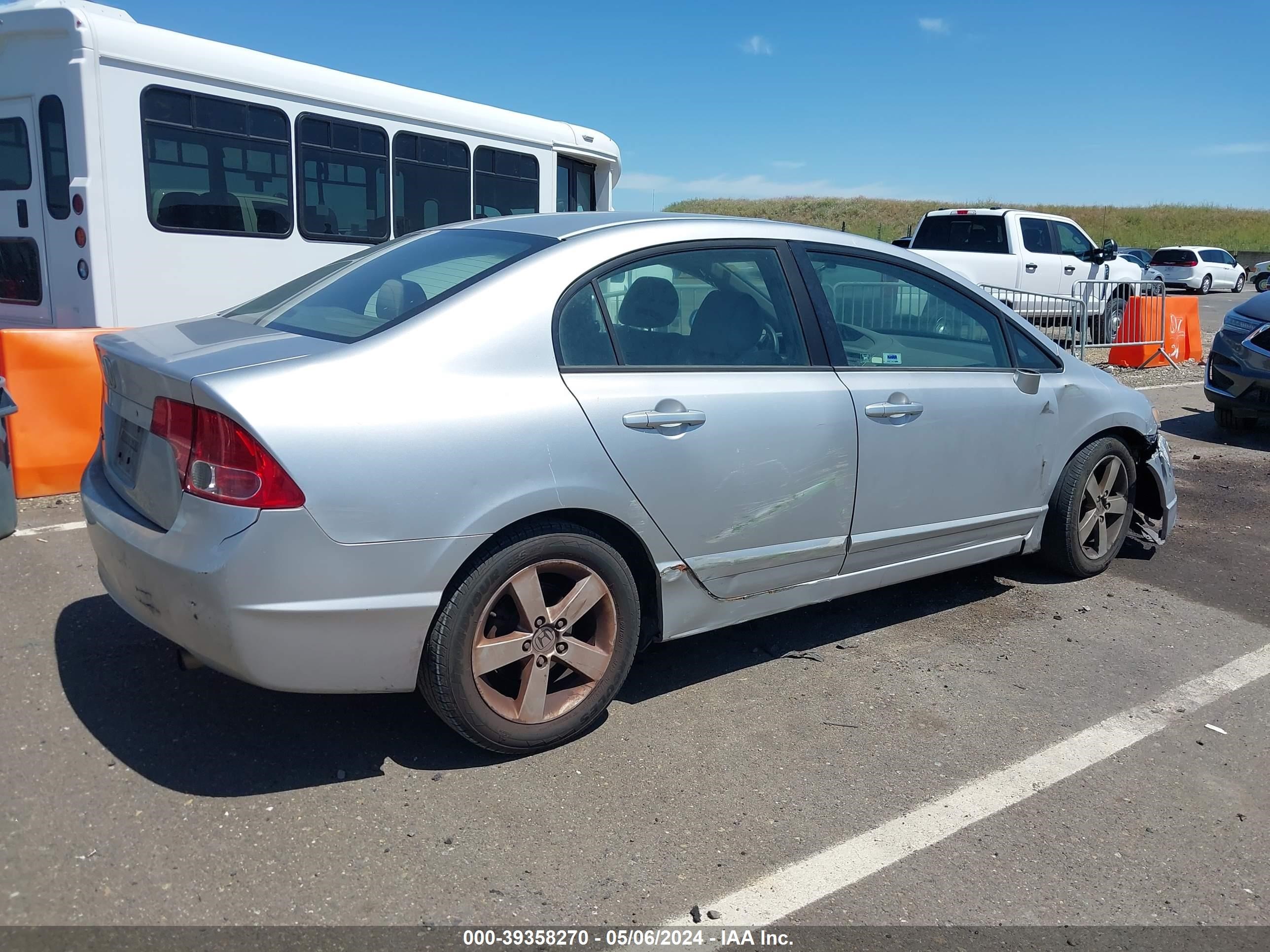 Photo 3 VIN: 1HGFA16896L122620 - HONDA CIVIC 