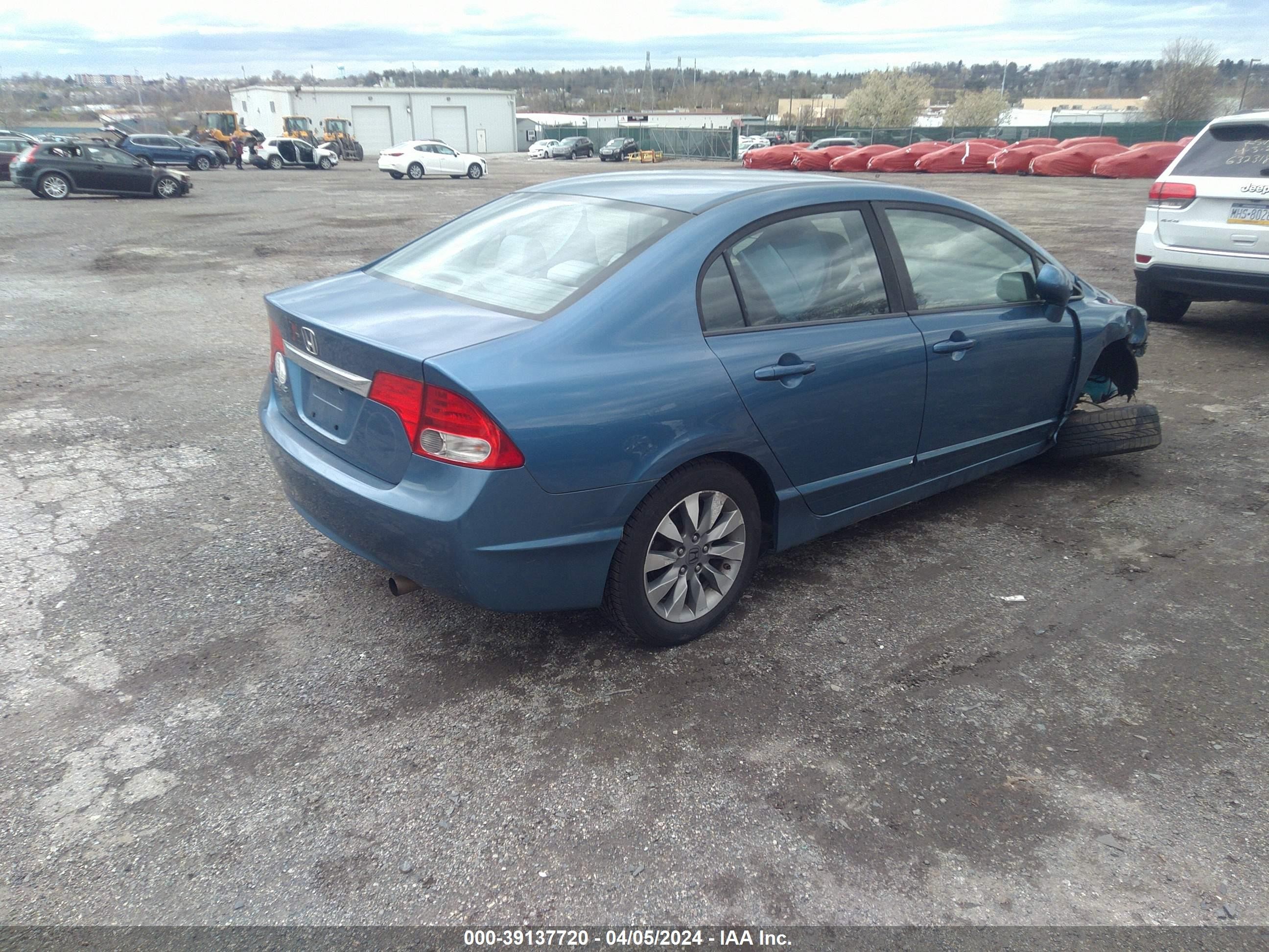 Photo 3 VIN: 1HGFA168X9L009392 - HONDA CIVIC 