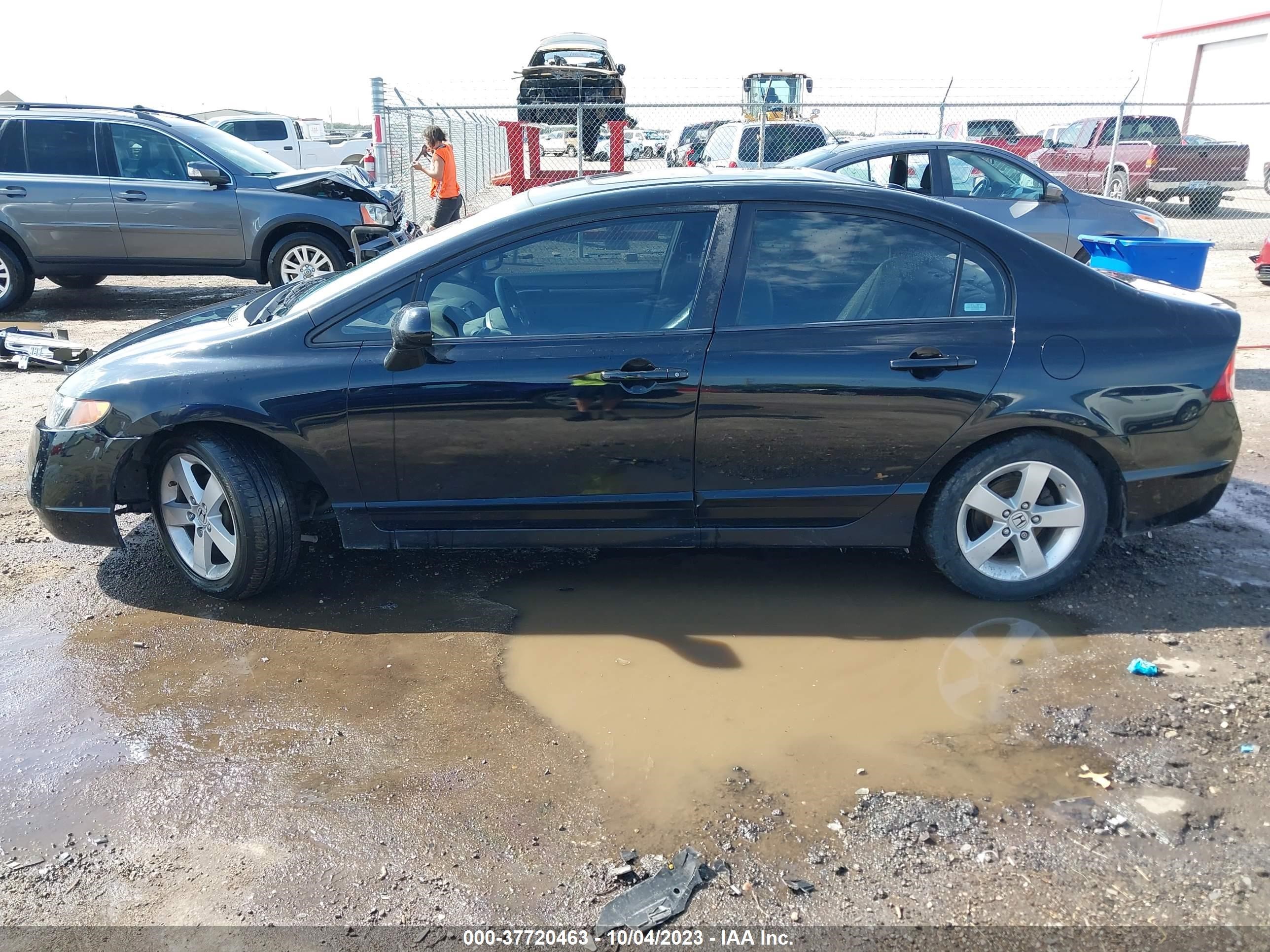 Photo 13 VIN: 1HGFA16918L006937 - HONDA CIVIC 