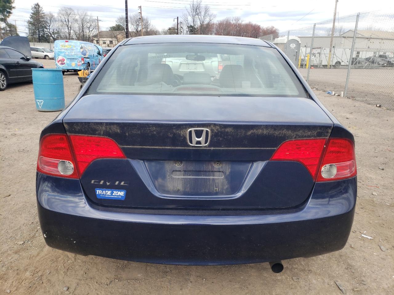 Photo 5 VIN: 1HGFA16928L047108 - HONDA CIVIC 