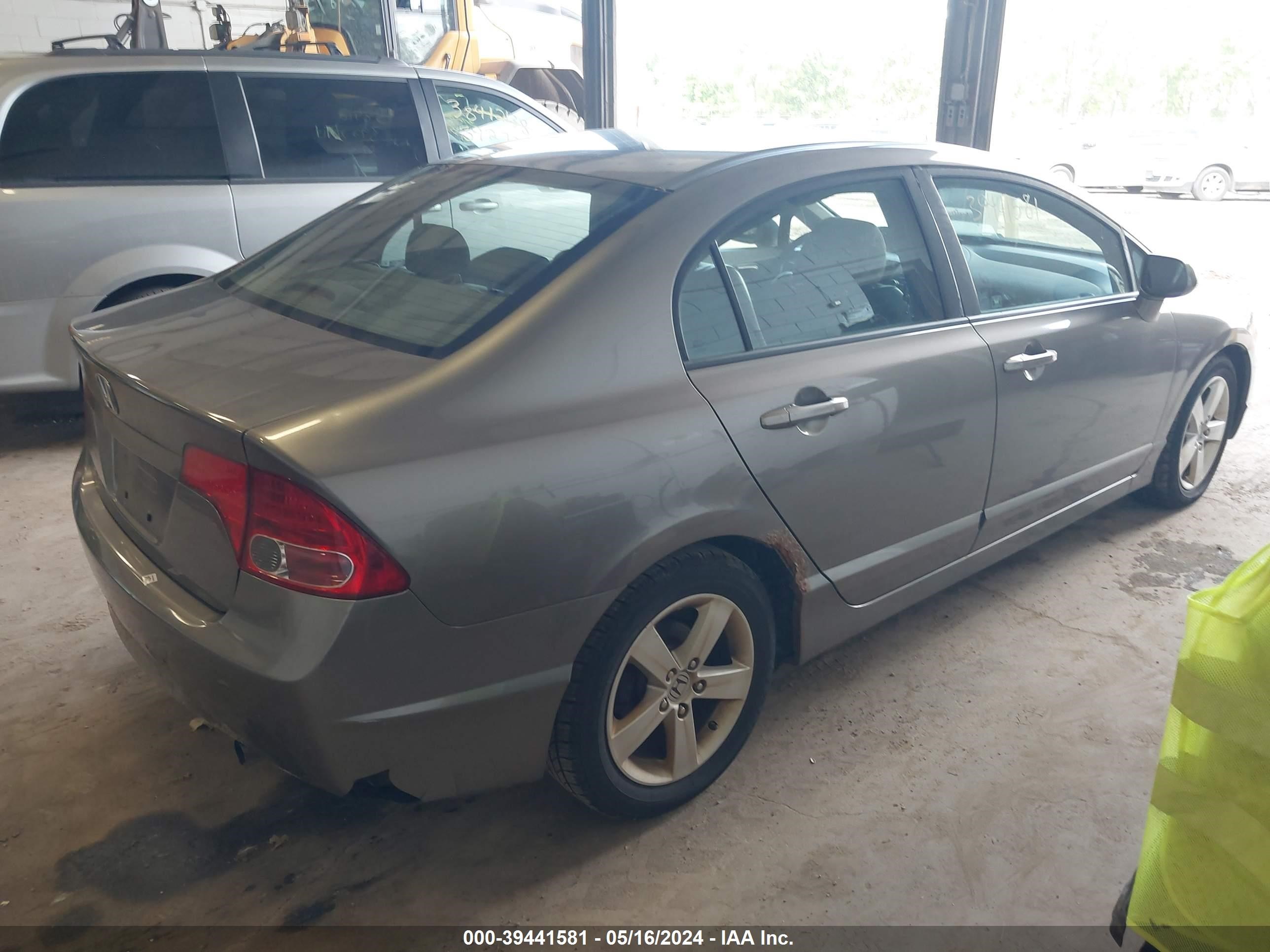 Photo 3 VIN: 1HGFA16938L003103 - HONDA CIVIC 