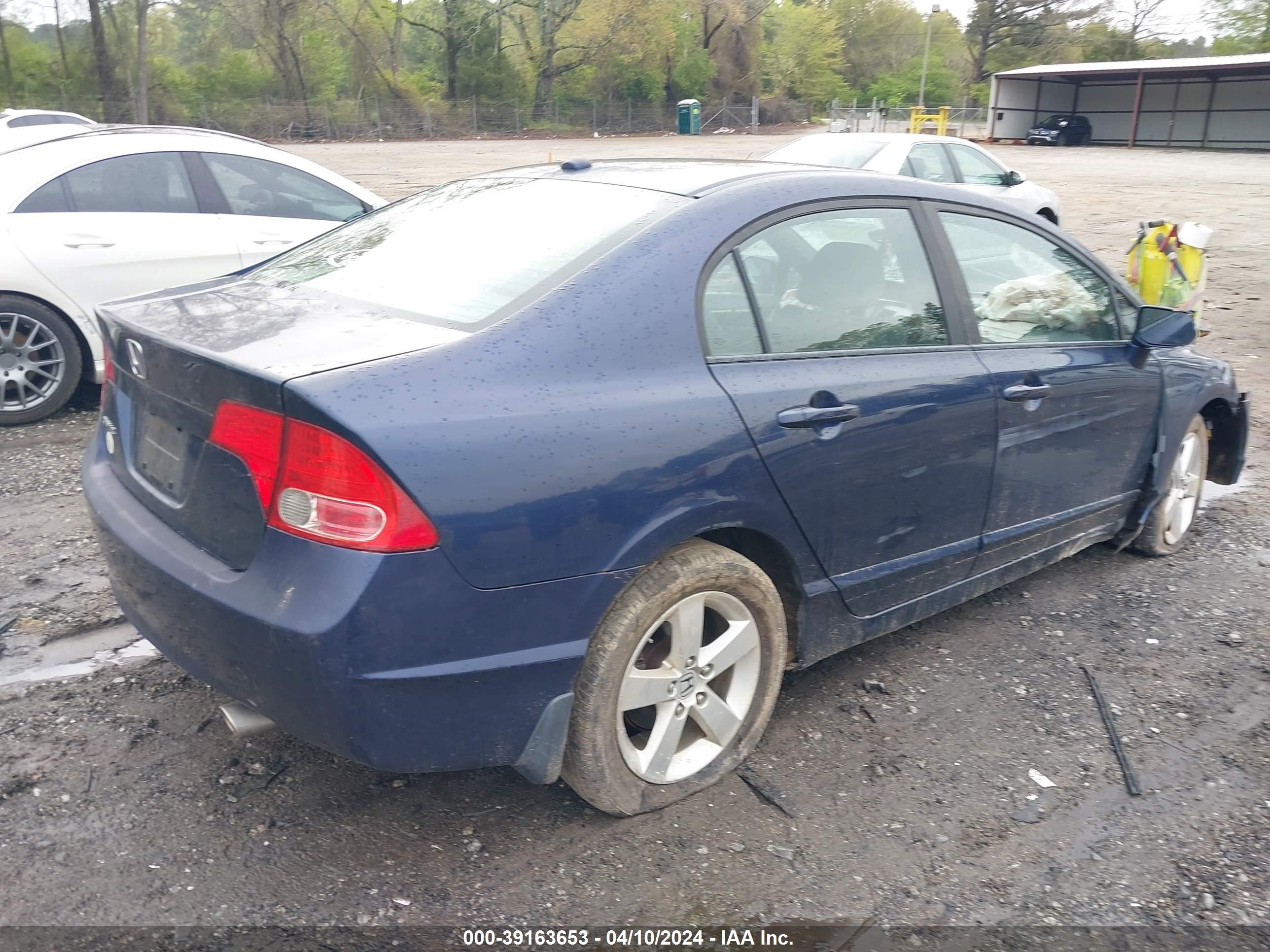 Photo 3 VIN: 1HGFA16948L096374 - HONDA CIVIC 