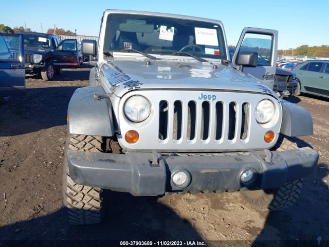 Photo 5 VIN: 1J4AA2D10AL187198 - JEEP WRANGLER 