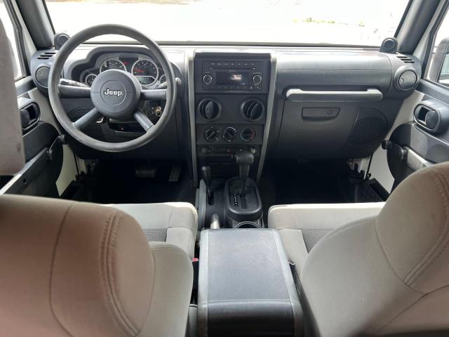 Photo 8 VIN: 1J4AA2D10AL212200 - JEEP WRANGLER 