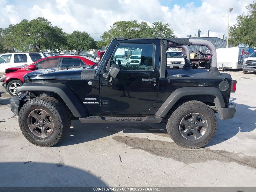 Photo 13 VIN: 1J4AA2D10BL549919 - JEEP WRANGLER 