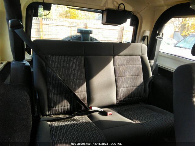 Photo 7 VIN: 1J4AA2D10BL574366 - JEEP WRANGLER 