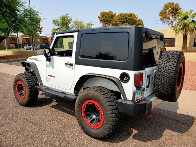 Photo 2 VIN: 1J4AA2D10BL599588 - JEEP WRANGLER S 