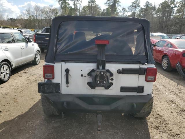 Photo 5 VIN: 1J4AA2D10BL616308 - JEEP WRANGLER S 