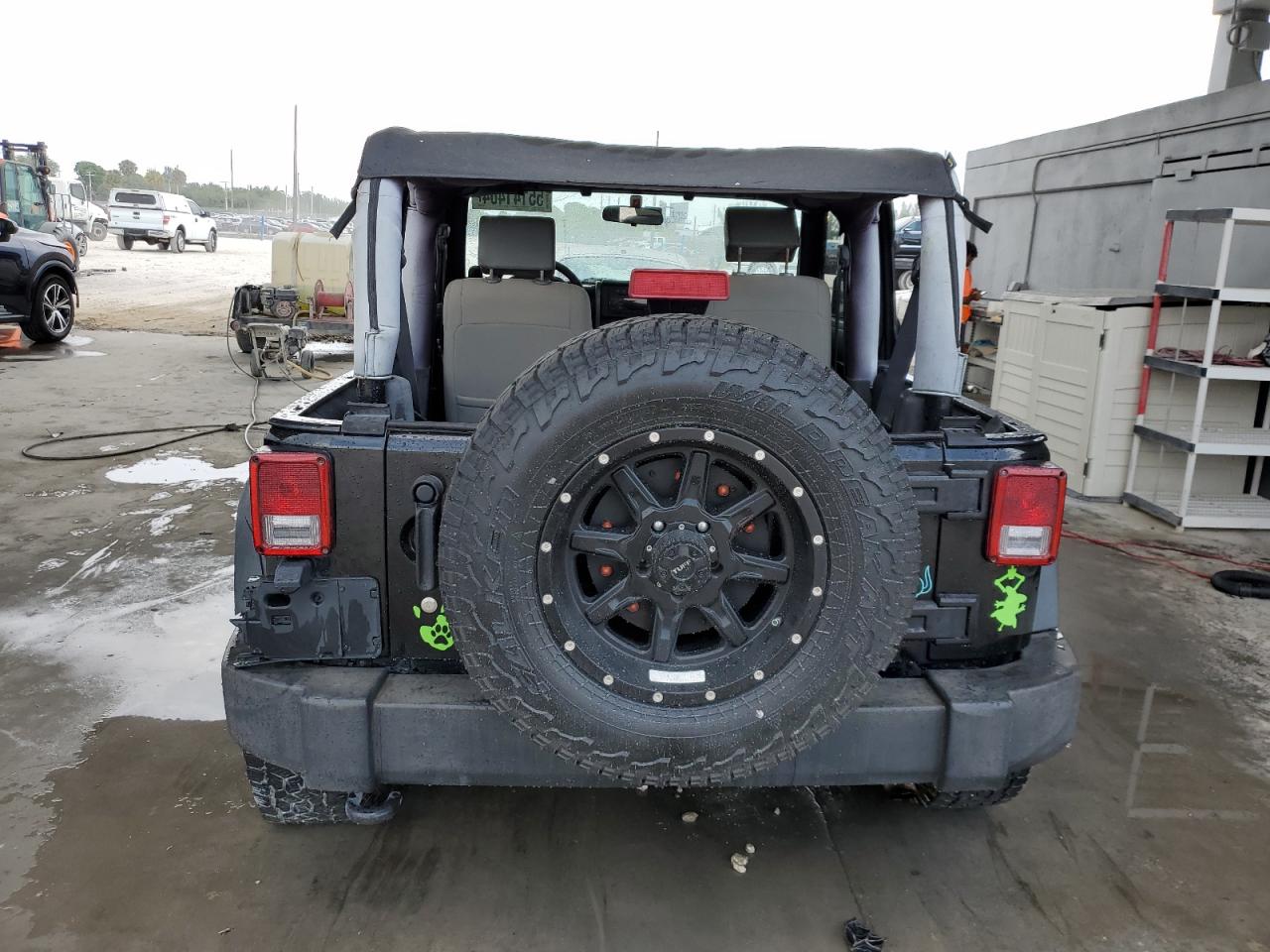 Photo 5 VIN: 1J4AA2D11AL230432 - JEEP WRANGLER 