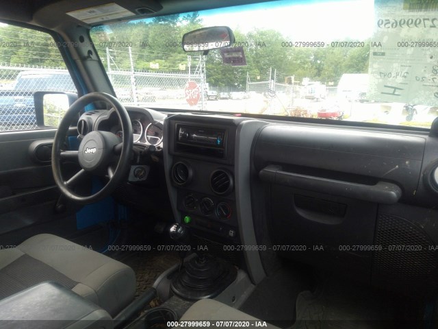 Photo 4 VIN: 1J4AA2D12AL103706 - JEEP WRANGLER 