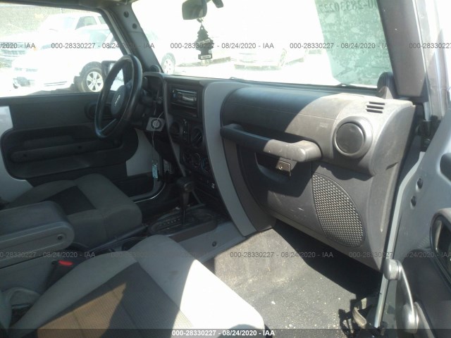 Photo 4 VIN: 1J4AA2D12AL105732 - JEEP WRANGLER 