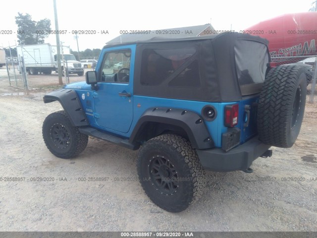 Photo 2 VIN: 1J4AA2D12AL175408 - JEEP WRANGLER 