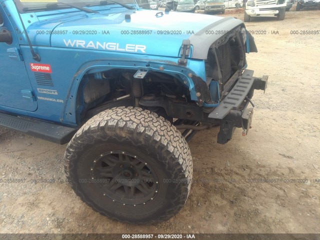 Photo 5 VIN: 1J4AA2D12AL175408 - JEEP WRANGLER 