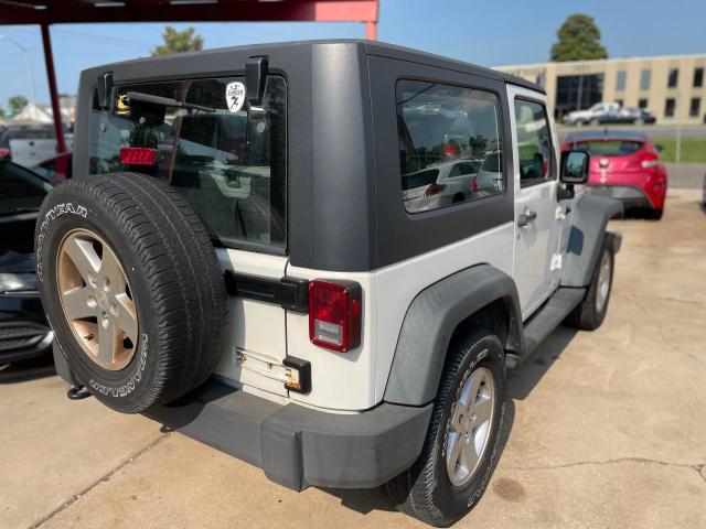 Photo 3 VIN: 1J4AA2D12AL201103 - JEEP WRANGLER S 