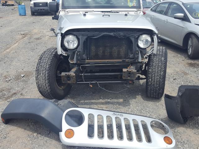 Photo 8 VIN: 1J4AA2D12BL503475 - JEEP WRANGLER S 