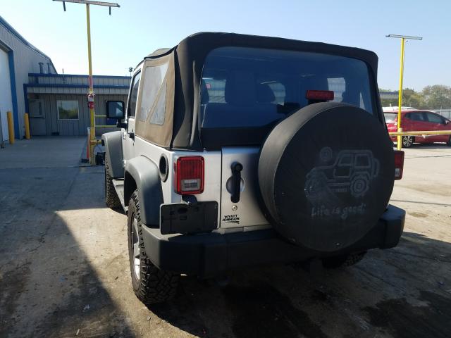 Photo 2 VIN: 1J4AA2D12BL523953 - JEEP WRANGLER S 