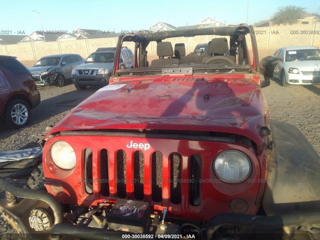 Photo 5 VIN: 1J4AA2D12BL545662 - JEEP WRANGLER 