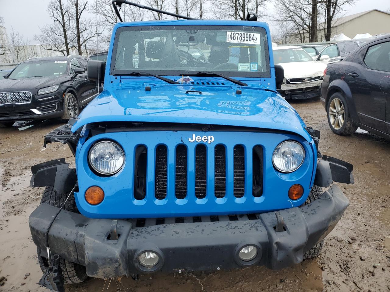 Photo 4 VIN: 1J4AA2D13BL532189 - JEEP WRANGLER 