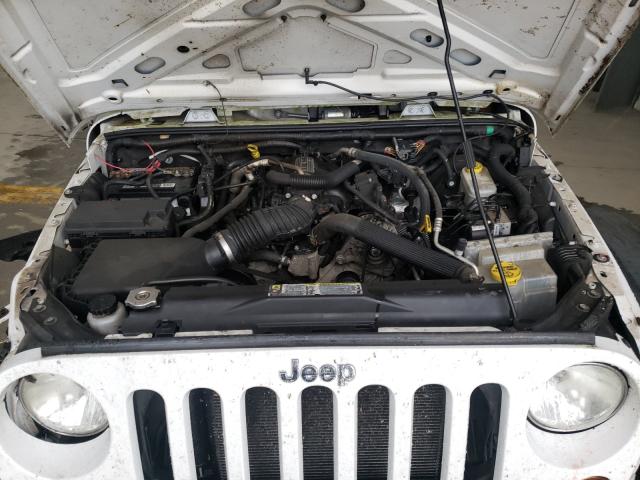 Photo 6 VIN: 1J4AA2D13BL583692 - JEEP WRANGLER S 